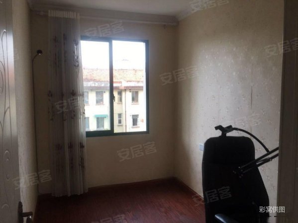 【多图】通园小区 精装3居室 实用面积90平 不