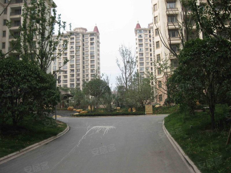 银河湾紫苑实景图